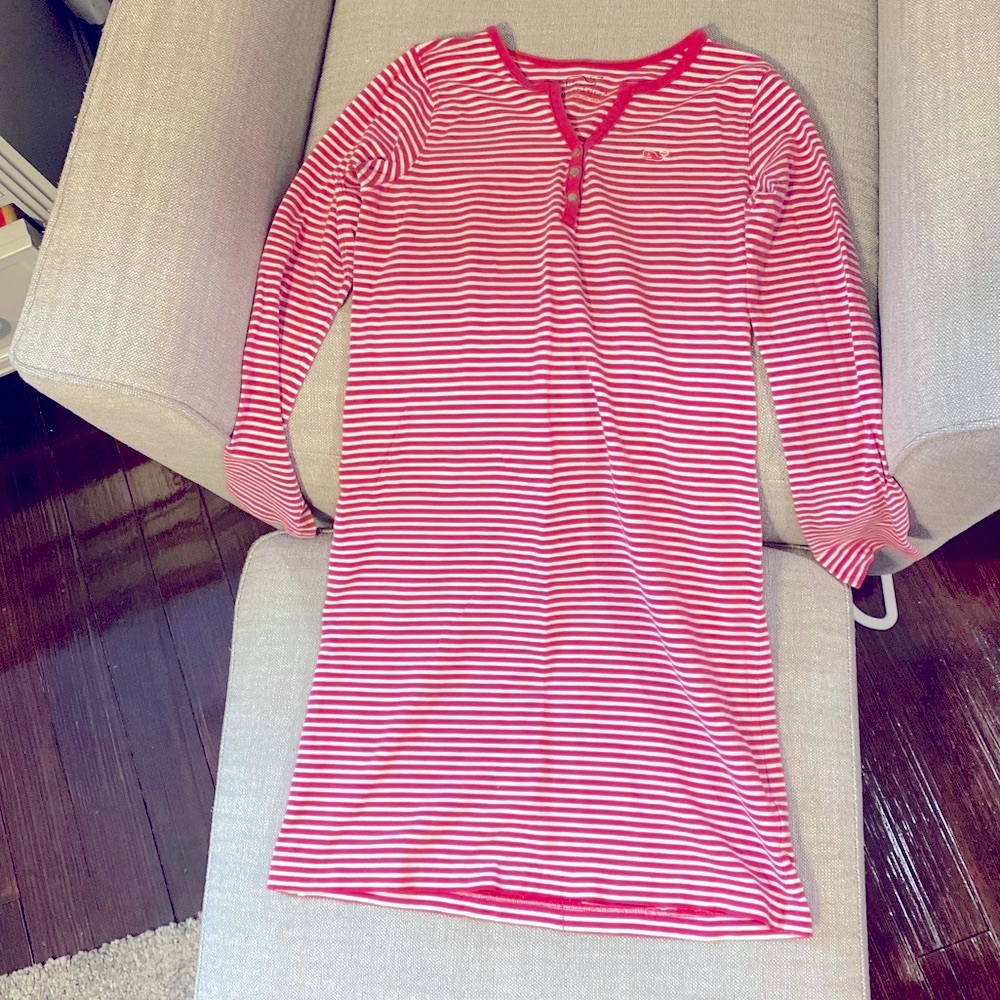 EUC Vineyard Vines Women’s Pink and White Striped Dress - Picture 2 of 3